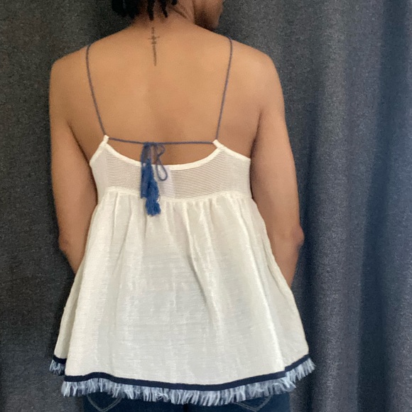 Embroidered TOP !! - Picture 5 of 10